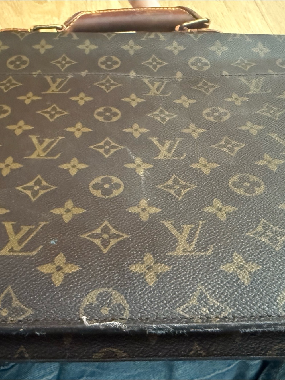 Louis Vuitton Monogram Canvas Briefcase in Brown and Gold Hardware - Picture 3 of 6
